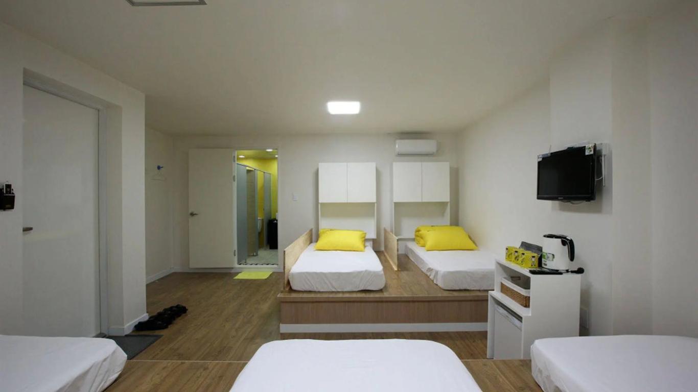 24 Guesthouse Namsan
