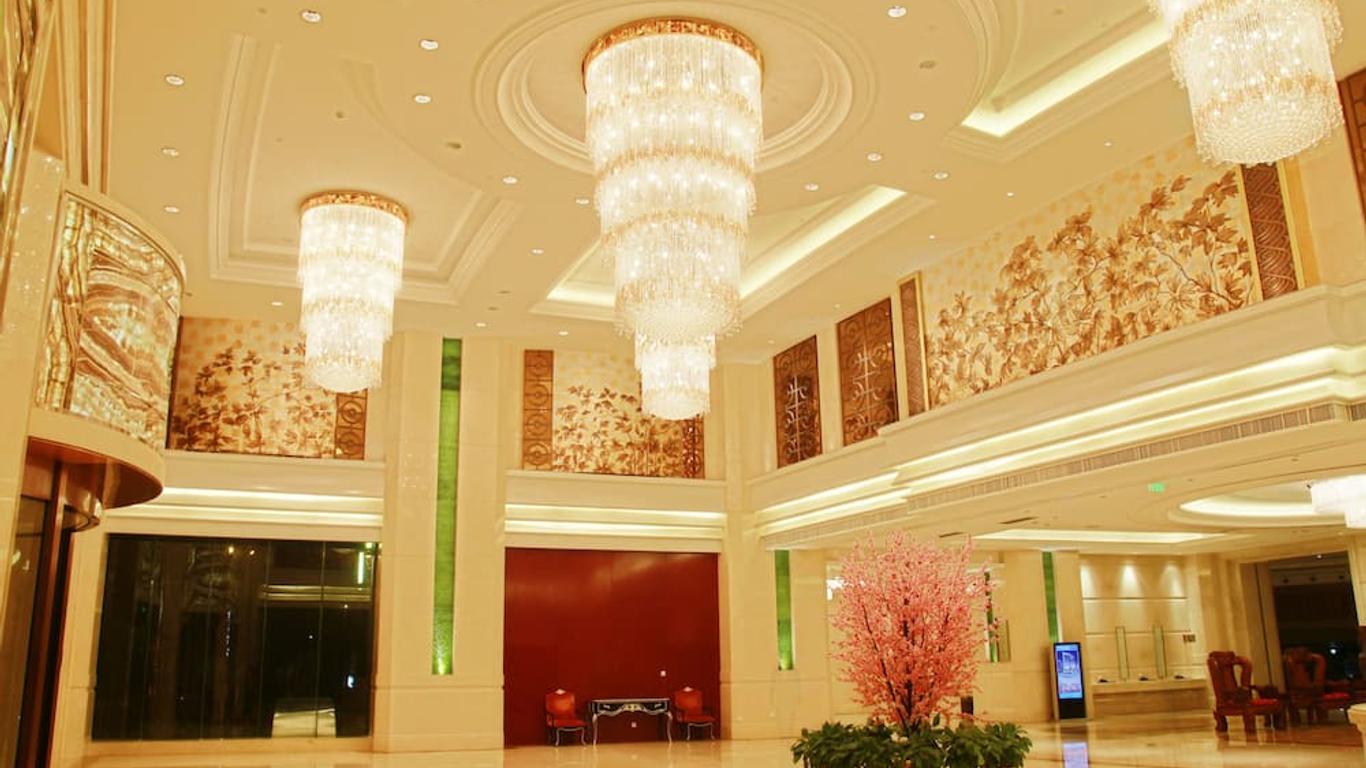 Yuji Royal Grand Hotel International