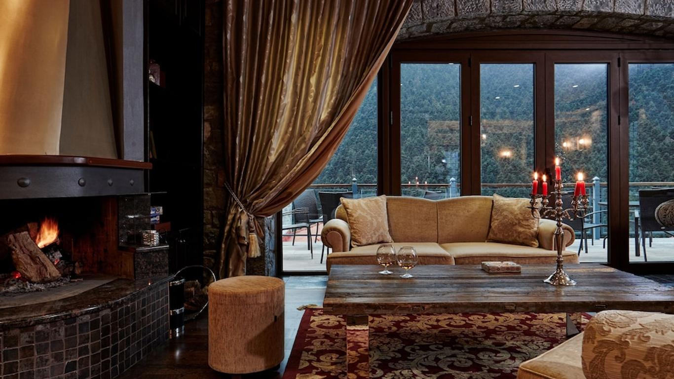 Nefeles Mainalon Luxury Residences & Lounge