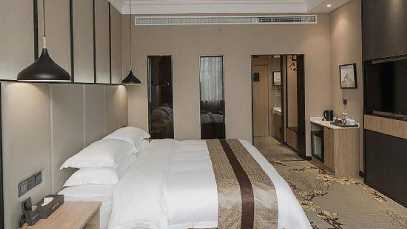Lijin Hotel