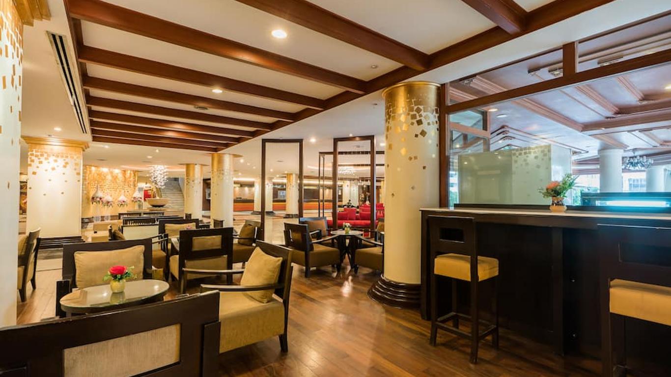 Mountain Beach Hotel