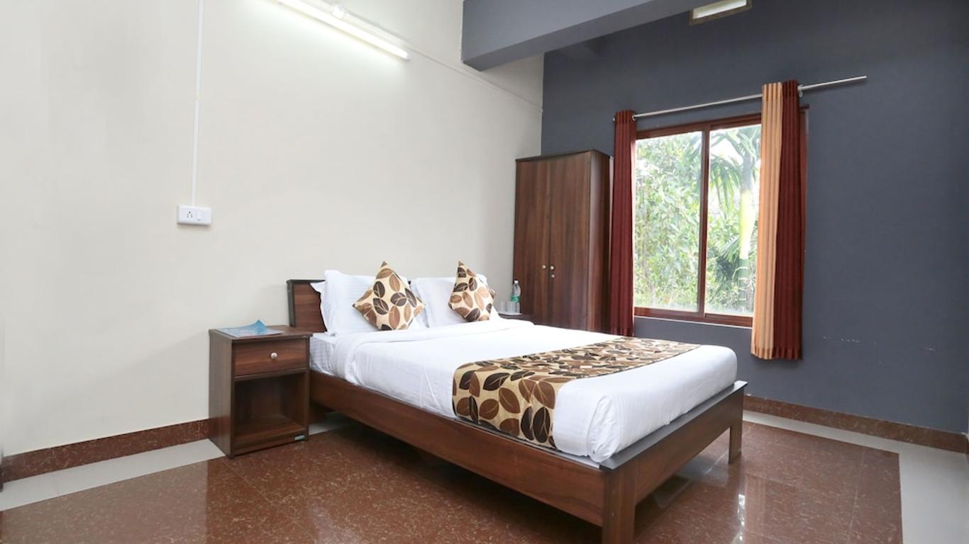 Oyo 10387 Edakkal Holiday Home