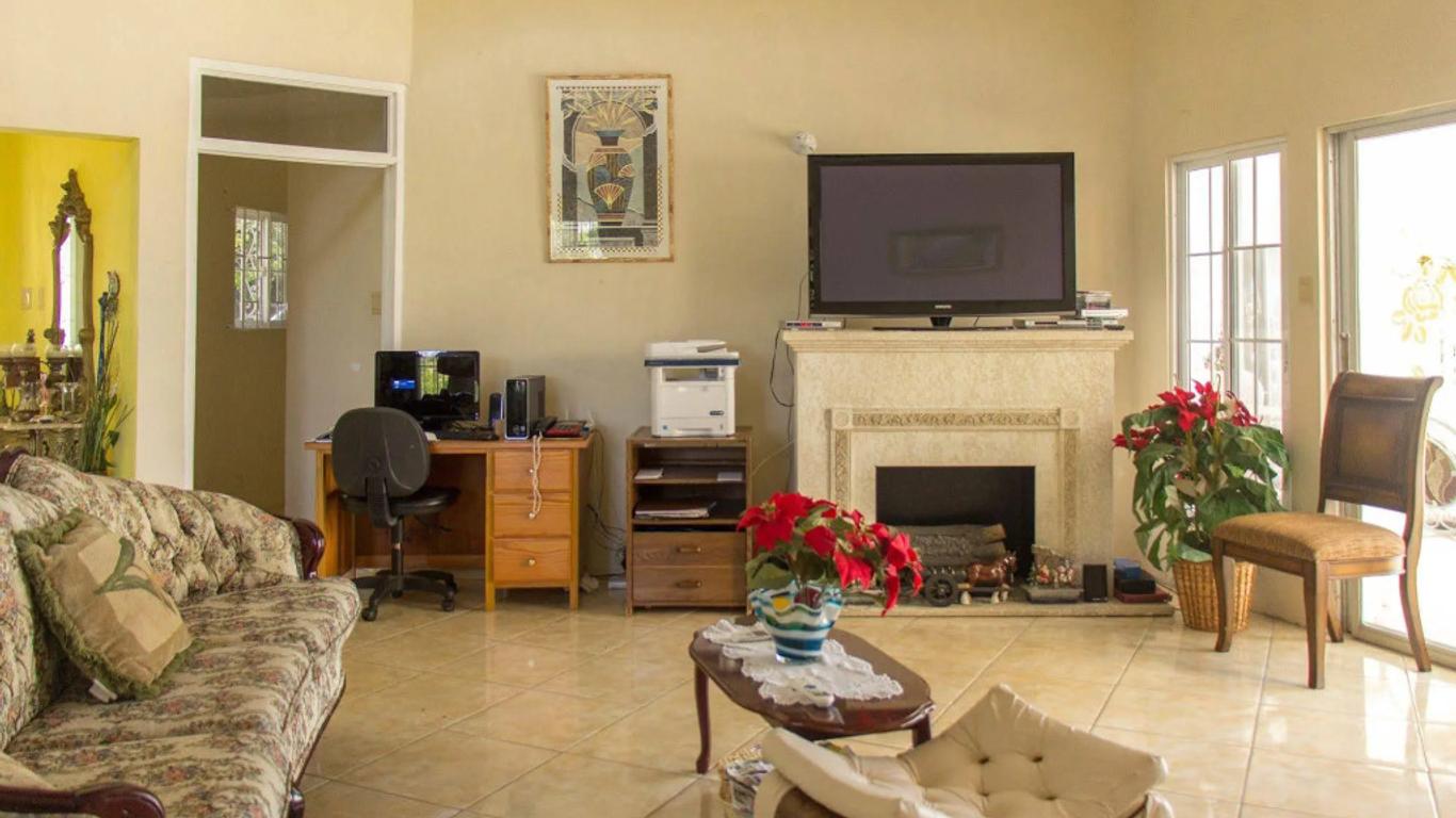 Chateau De La Rose Bed & Breakfast