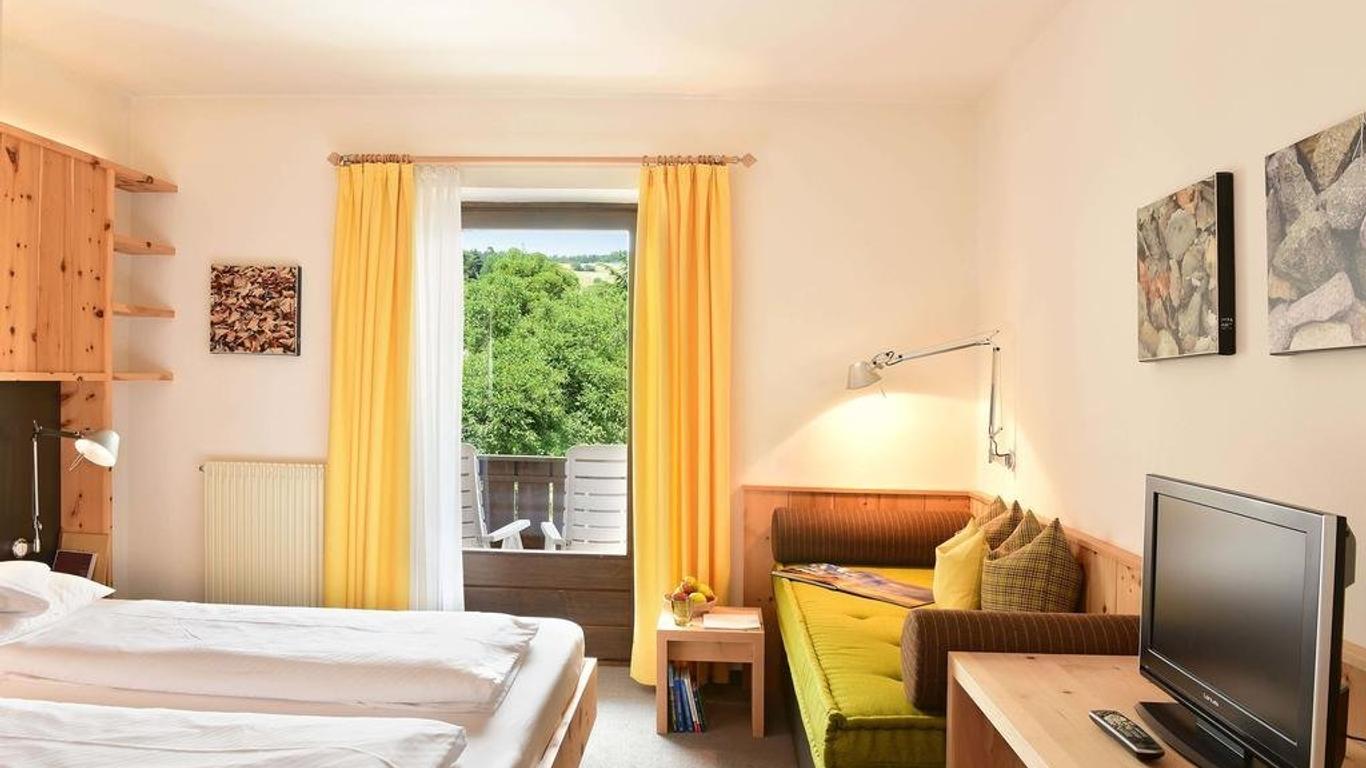 Hotel & Gasthof zum Hirschen