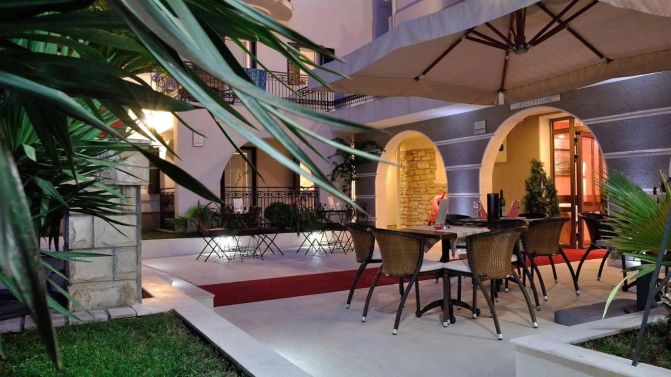 Hotel Djuric