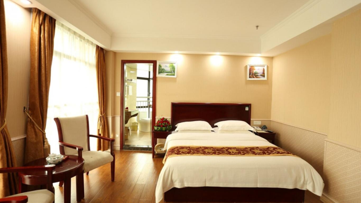 Greentree Inn Jieyang North Linjiang Road Express Hotel