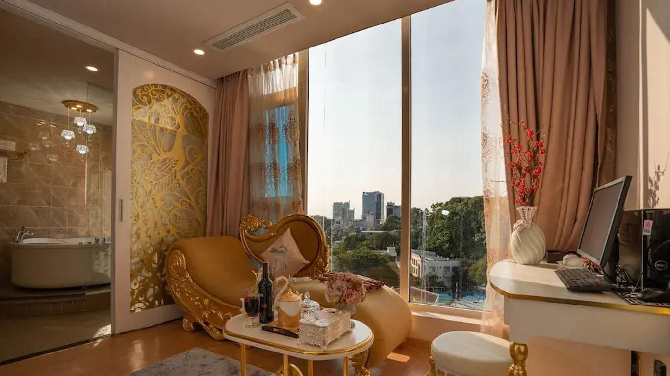 Saigon Royal Hotel