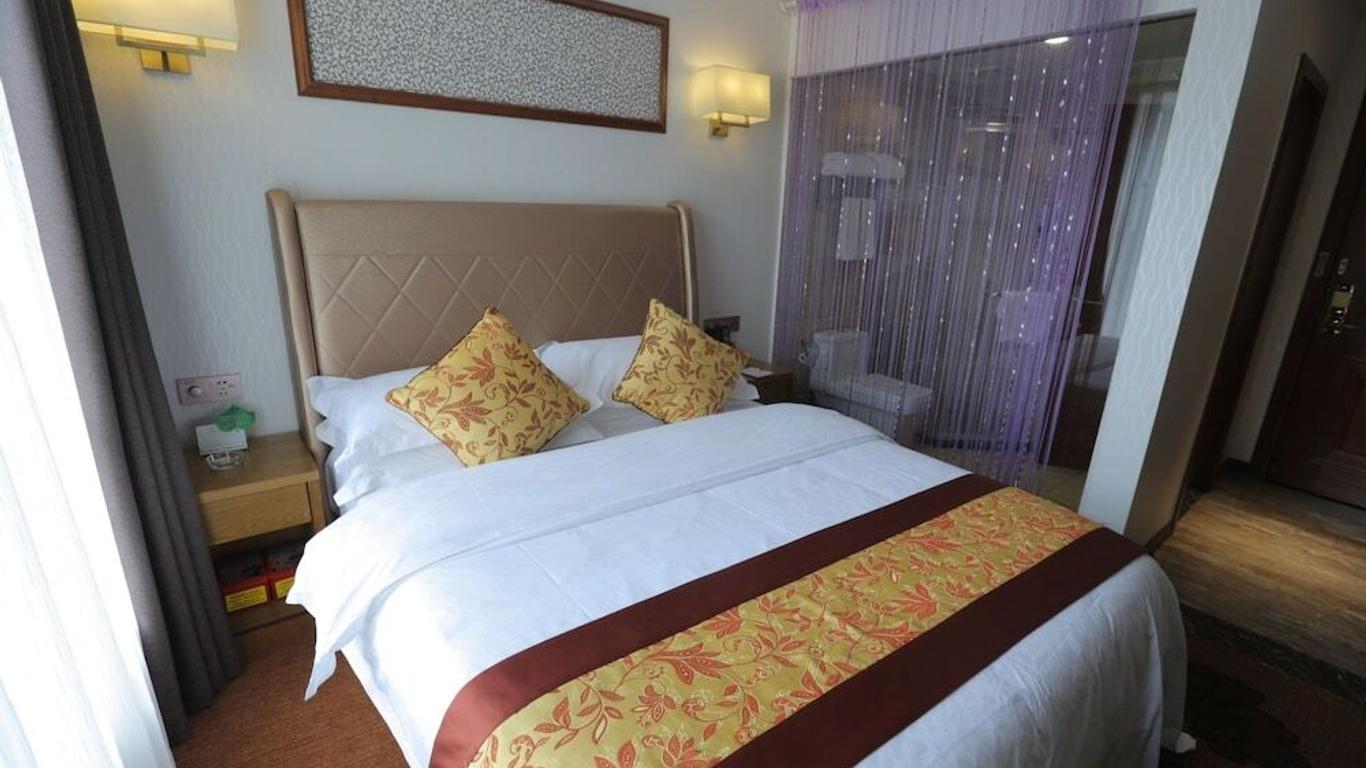 Huangguoshuyuquanhotel