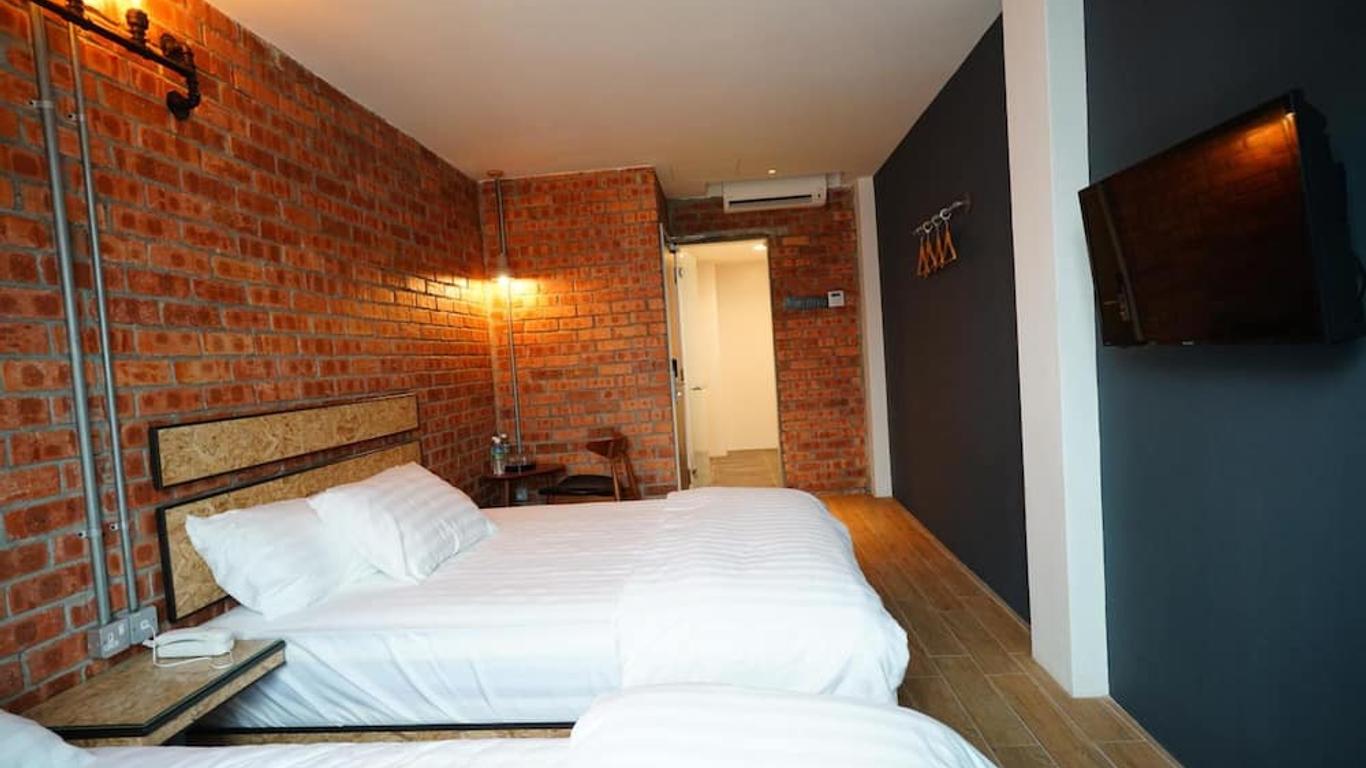 Brick Box Hotel @ Oldtown Ipoh