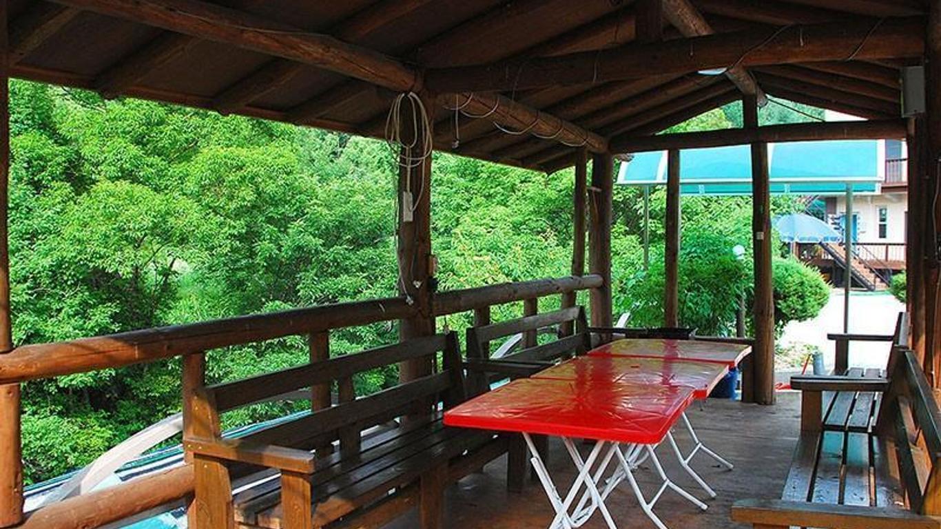 Pocheon Yeohaeng Sketch Pension