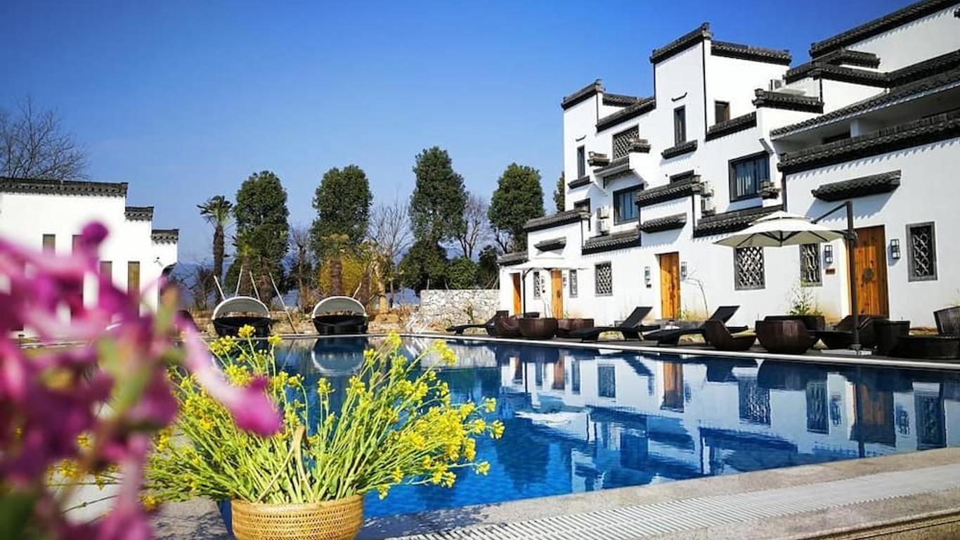 Huangshan Huizhou Creek Villa