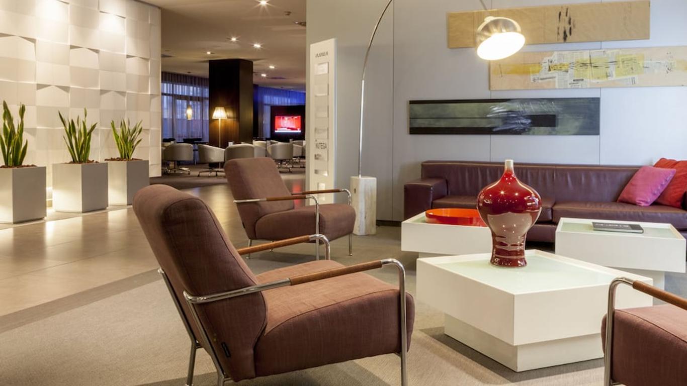 AC Hotel by Marriott Madrid Airport