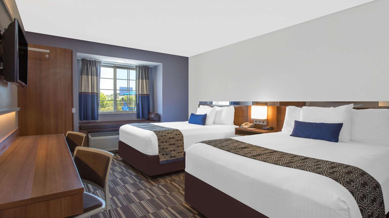 Microtel Inn & Suites by Wyndham Gardendale