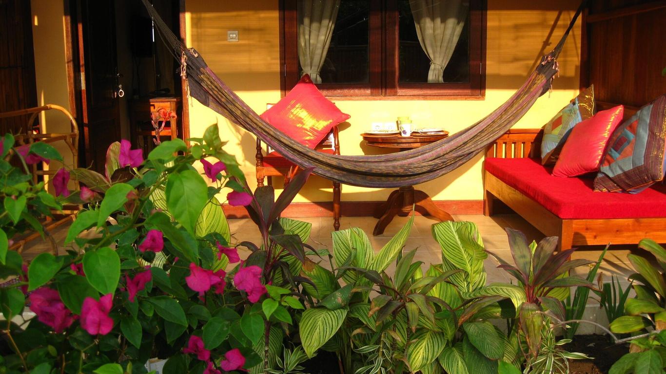 Puri Sayang Bungalows