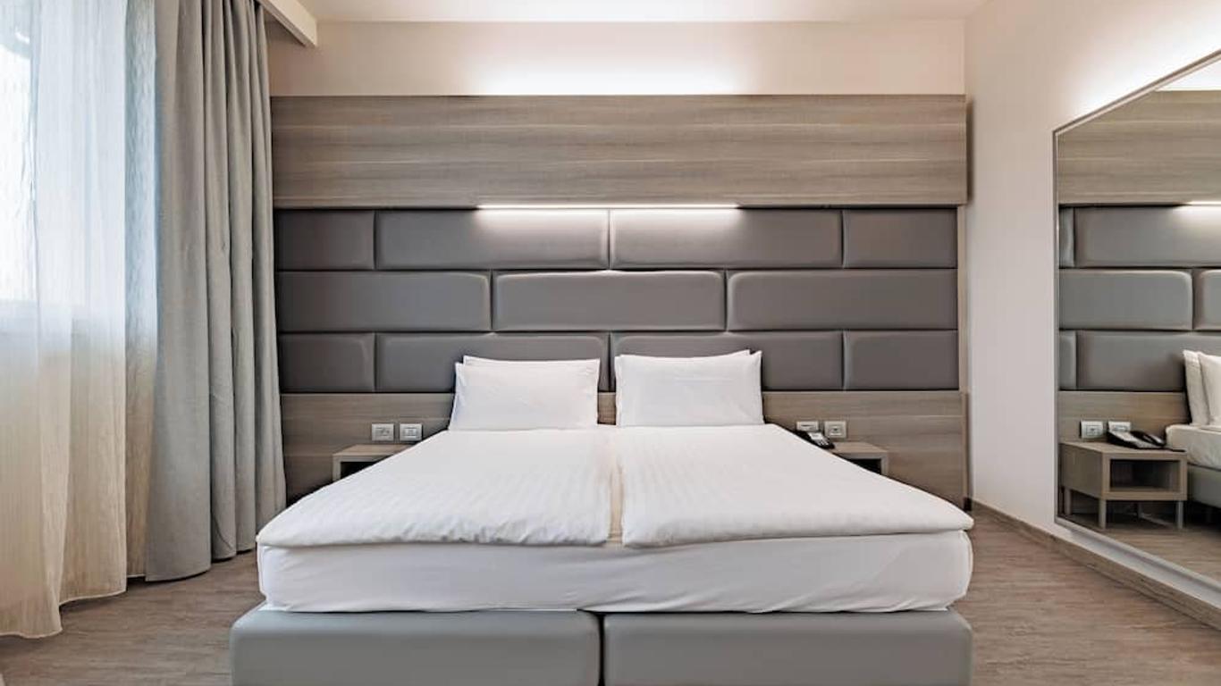 Just Hotel Saronno