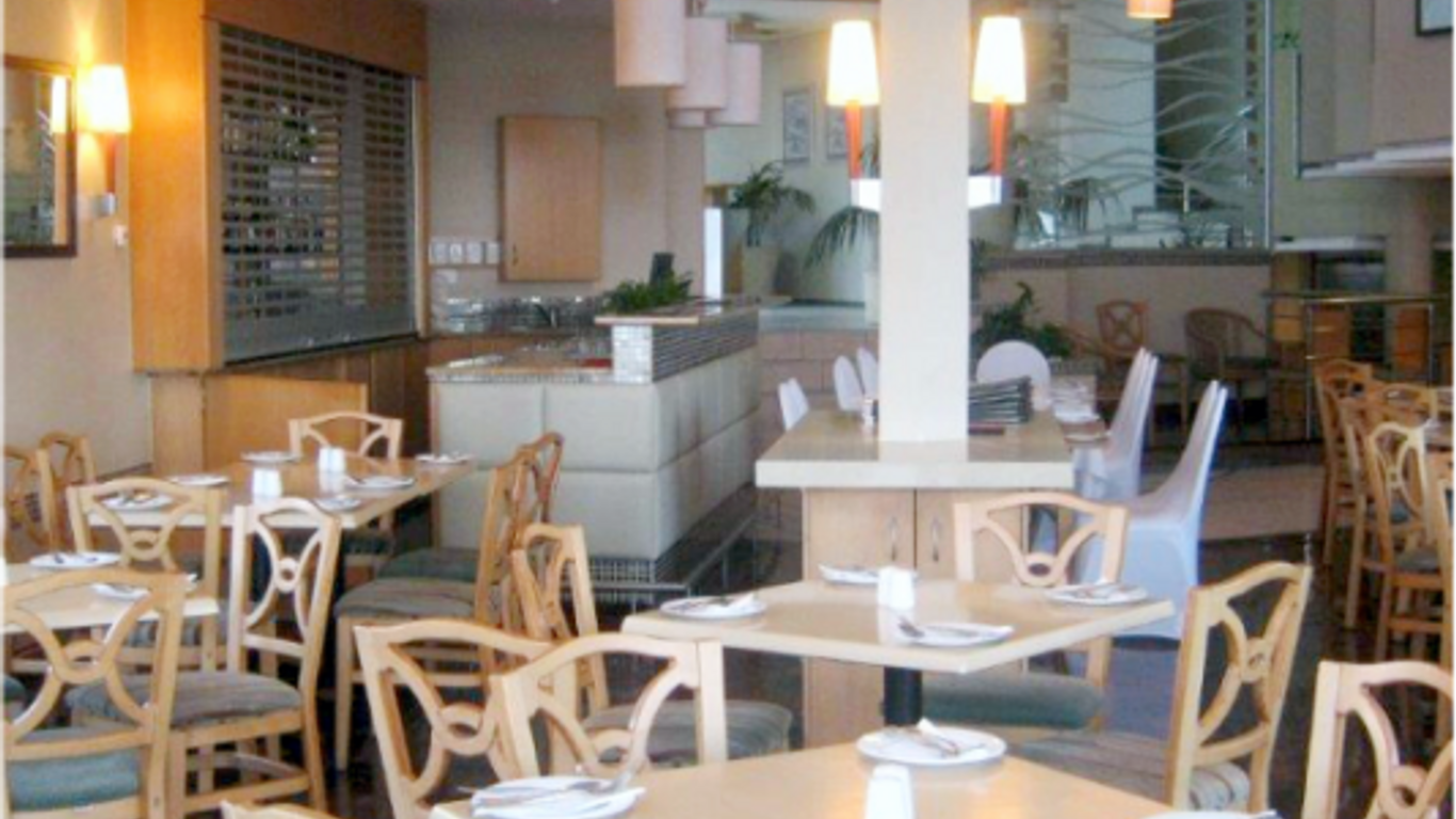 La Mercy Beach Hotel