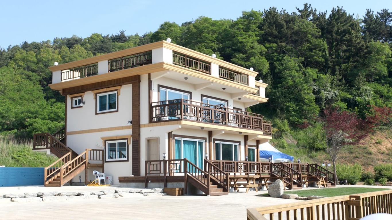 Uljin Starfish Pension