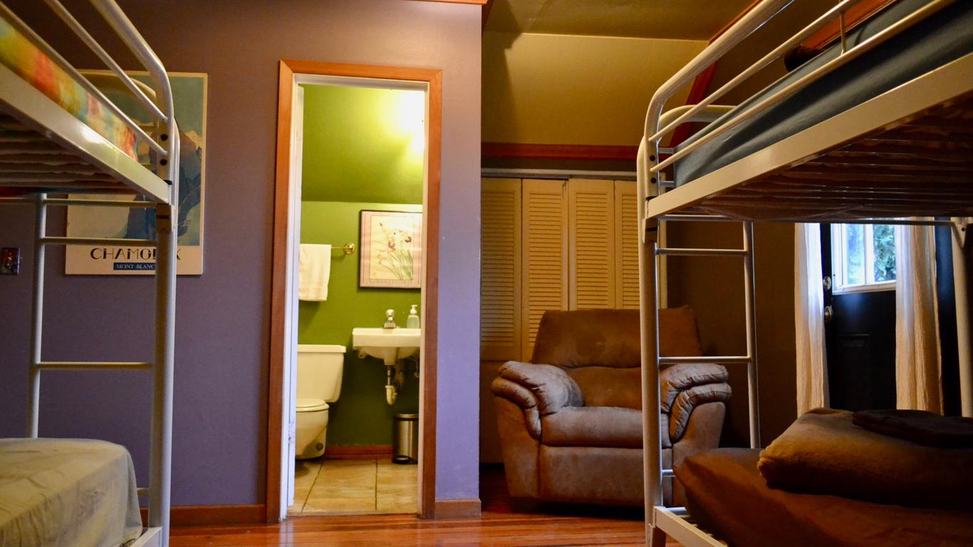 Eugene Whiteaker International Hostel