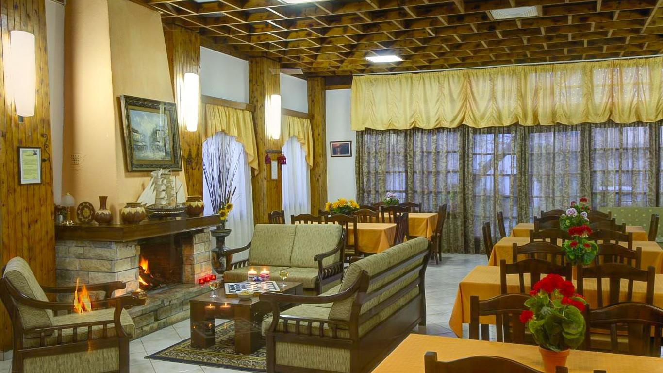 Izela Hotel