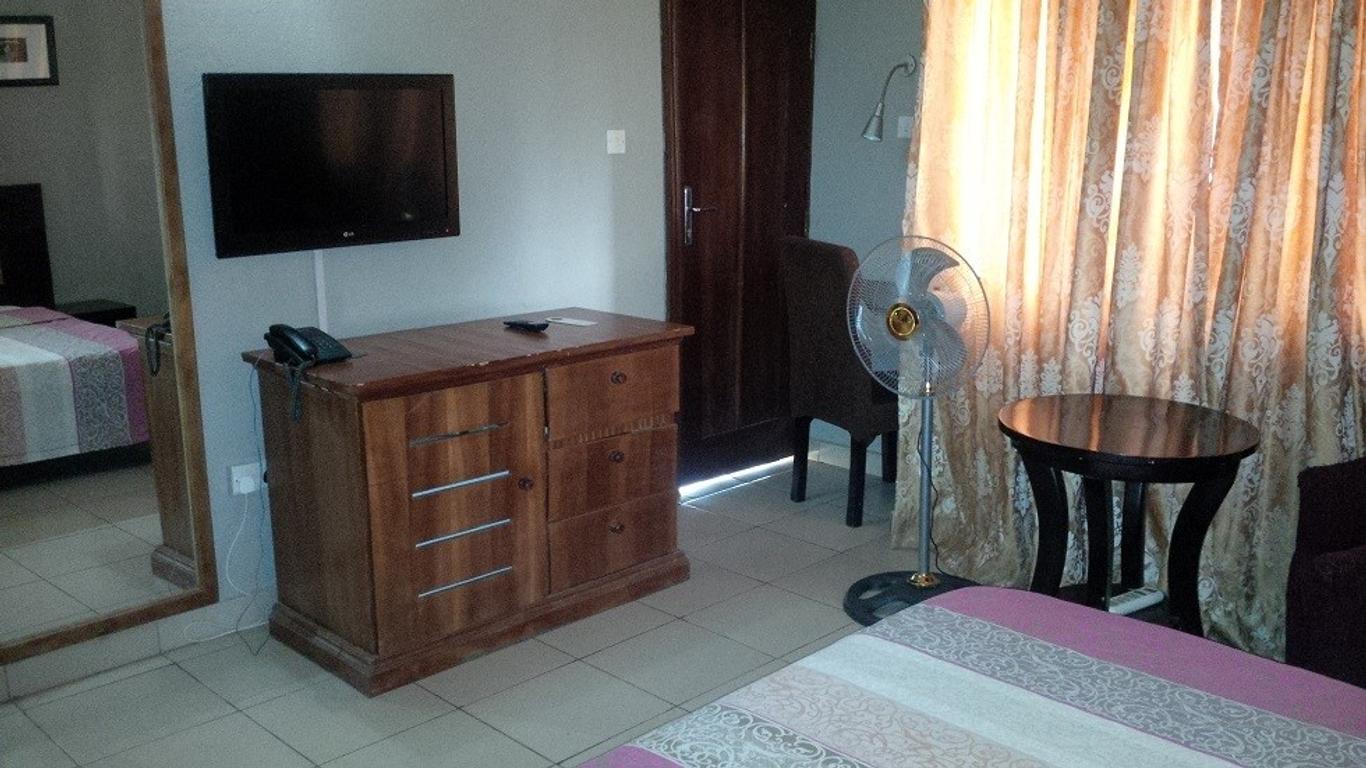 Flora Suites Exclusive