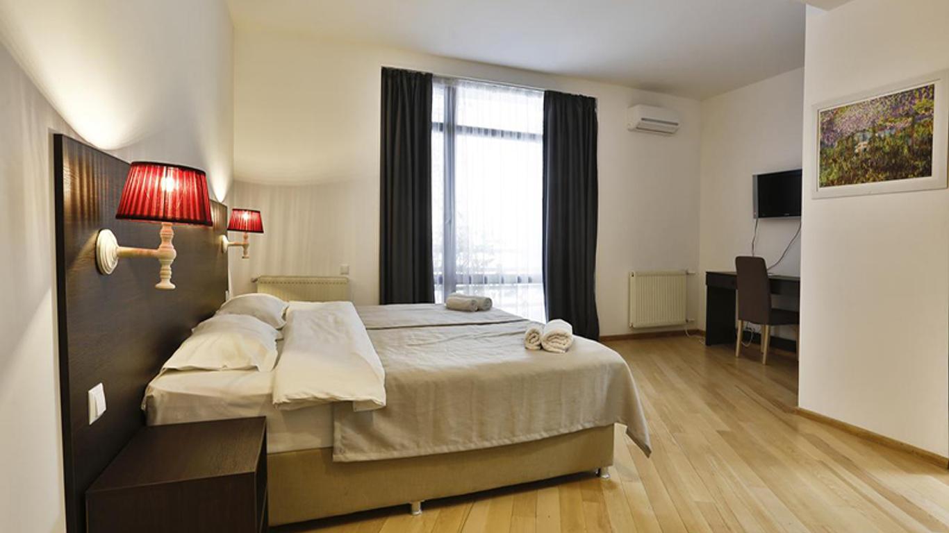 Chardonnay Boutique Hotel