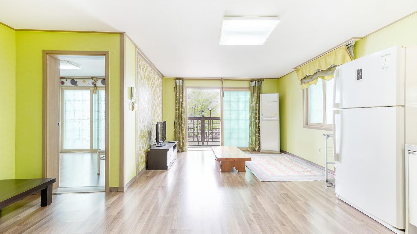 Geojedo Evergreen Pension